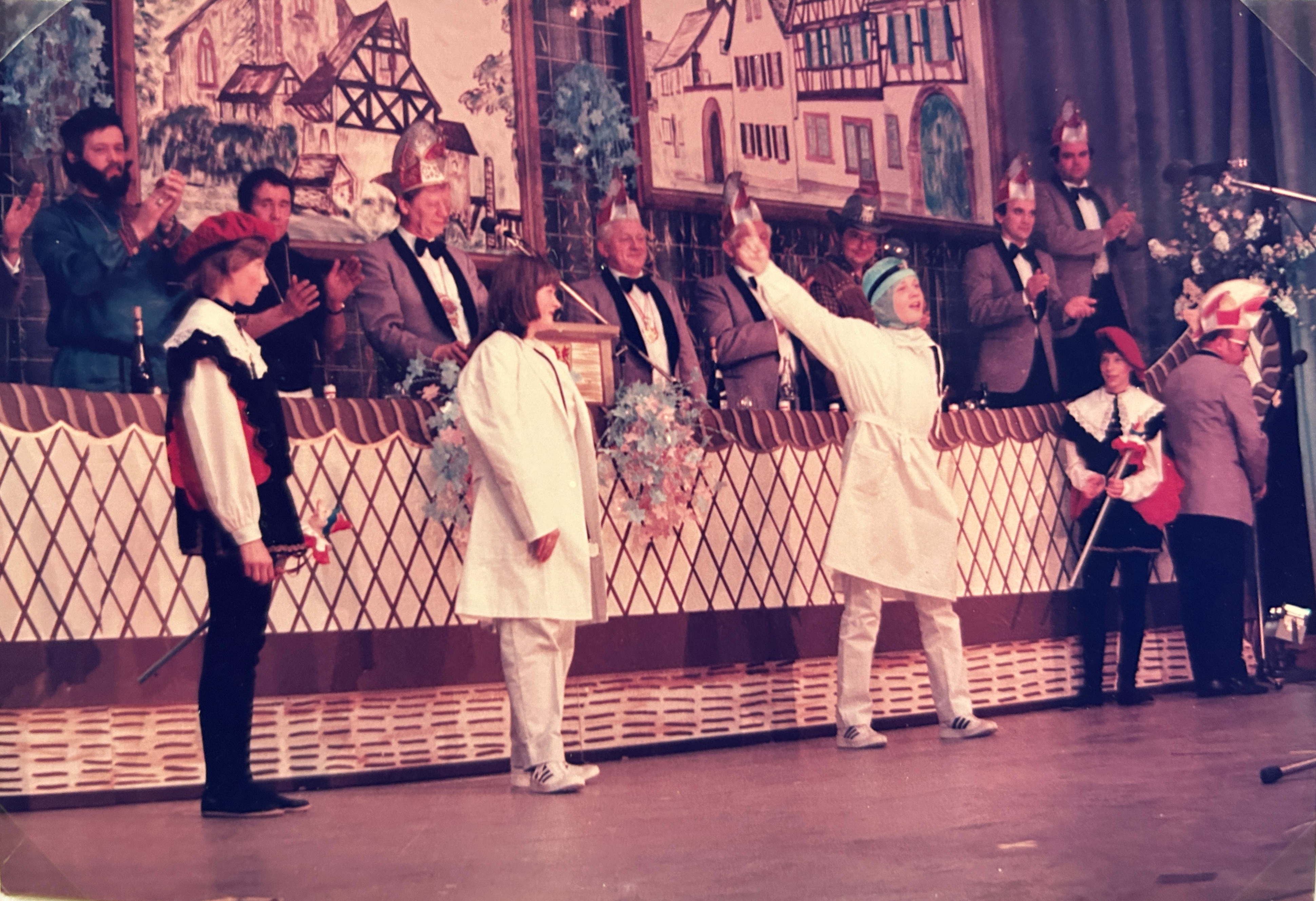 1200-Jahr-Feier – Corinna, Anja, Andreas, Wolfgang (1985)