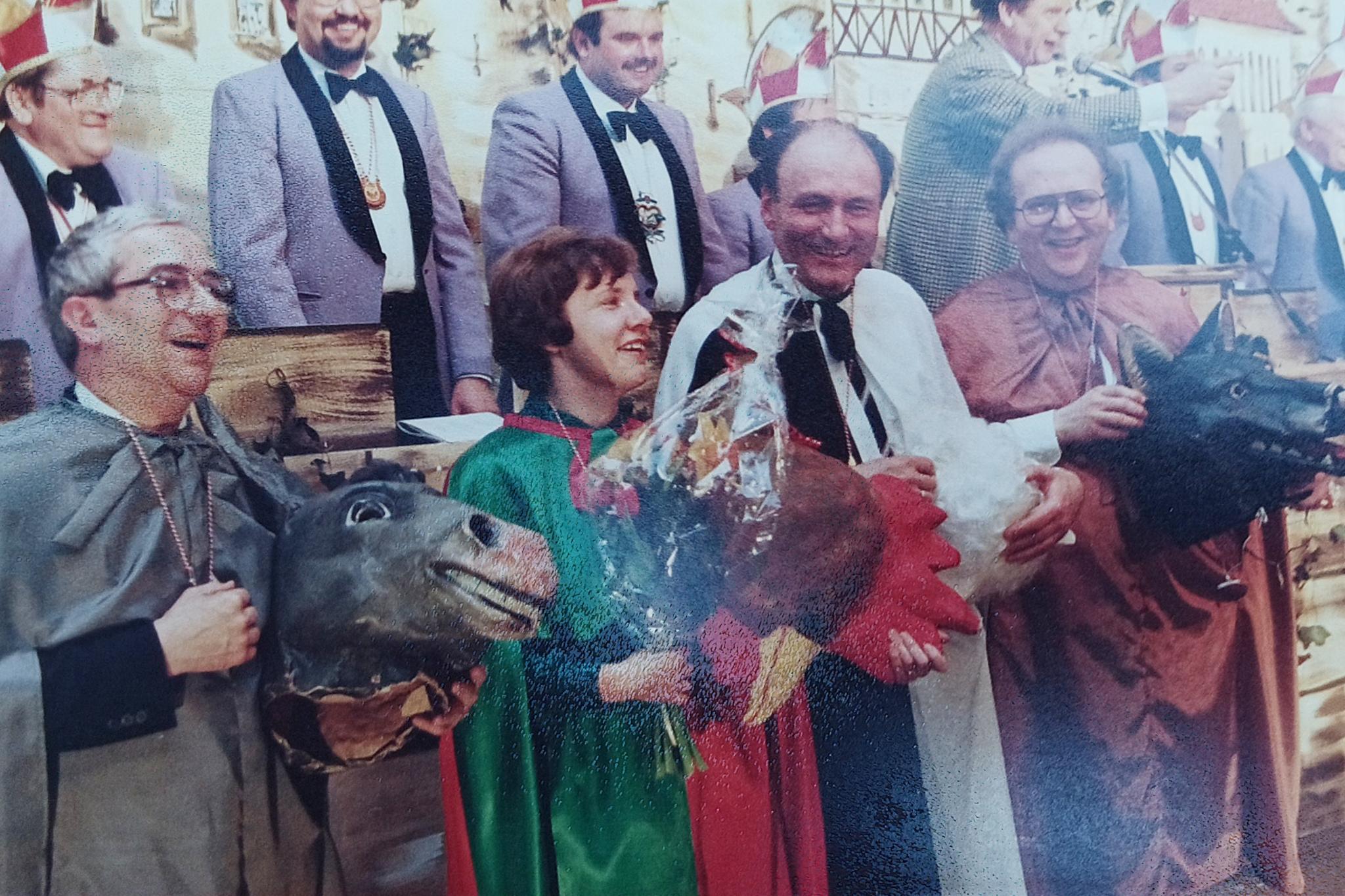Märchenstunde – Pfarrer Schaab als Bremer Stadtmusikant (1987)
